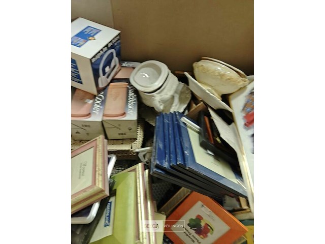 Pallet diverse goederen - afbeelding 11 van  21