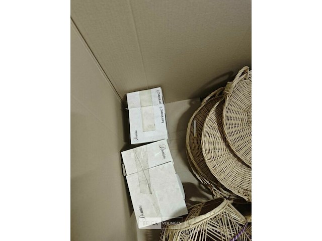 Pallet diverse goederen - afbeelding 15 van  21