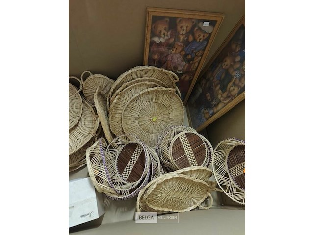 Pallet diverse goederen - afbeelding 17 van  21