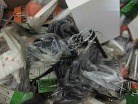 Pallet diverse goederen - afbeelding 2 van  34