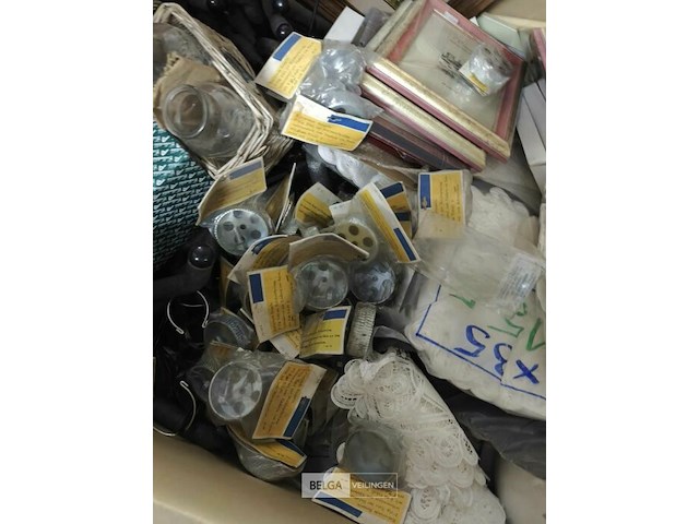 Pallet diverse goederen - afbeelding 7 van  34