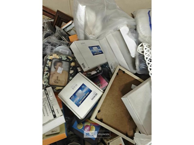 Pallet diverse goederen - afbeelding 21 van  34