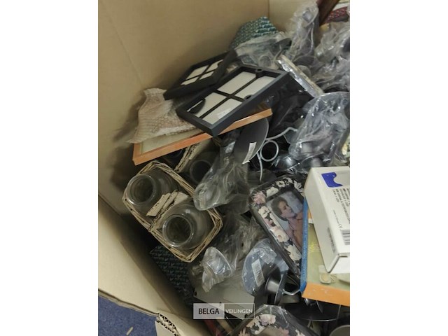 Pallet diverse goederen - afbeelding 22 van  34