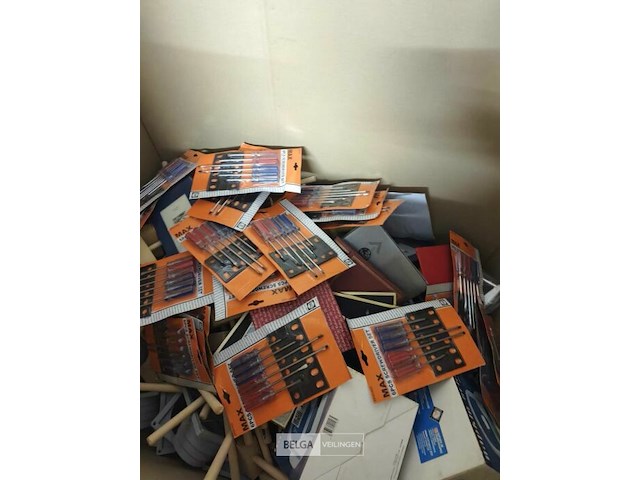 Pallet diverse goederen - afbeelding 29 van  34