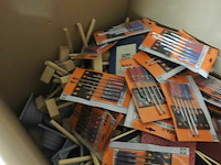 Pallet diverse goederen - afbeelding 30 van  34