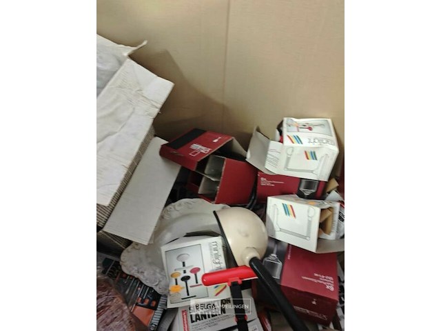 Pallet diverse goederen - afbeelding 3 van  19