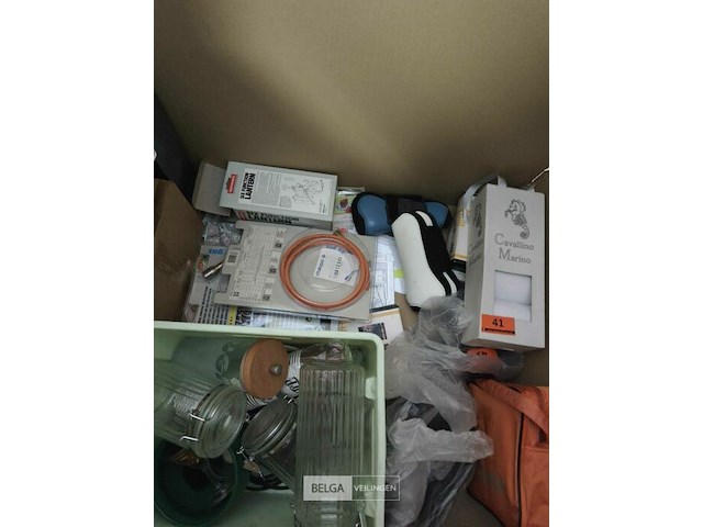 Pallet diverse goederen - afbeelding 15 van  19