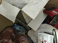 Pallet diverse goederen - afbeelding 18 van  19