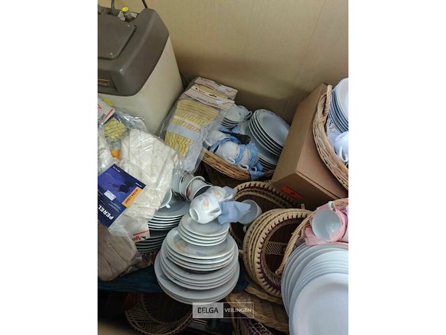 Pallet diverse goederen - afbeelding 4 van  23