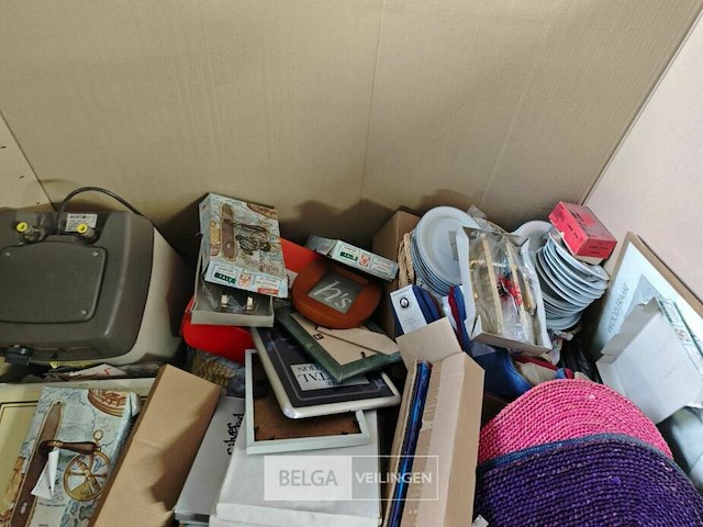 Pallet diverse goederen - afbeelding 10 van  23