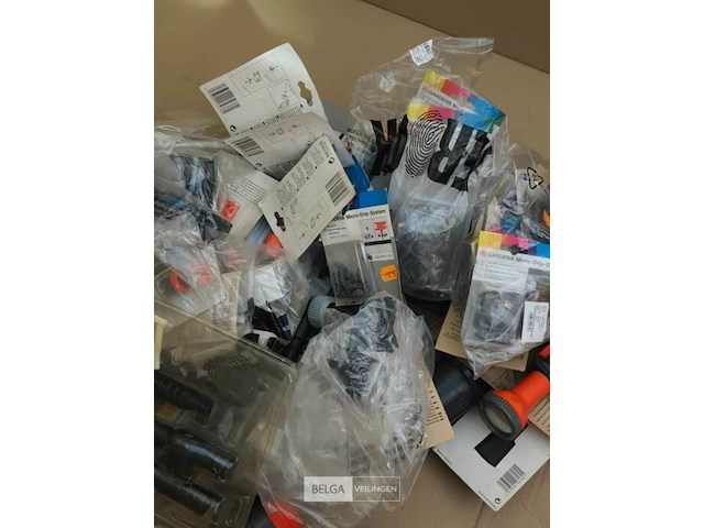 Pallet diverse goederen - afbeelding 18 van  23