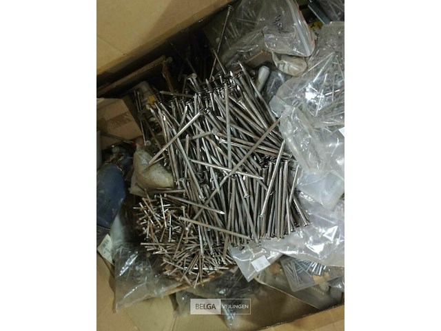 Pallet diverse goederen - afbeelding 7 van  11