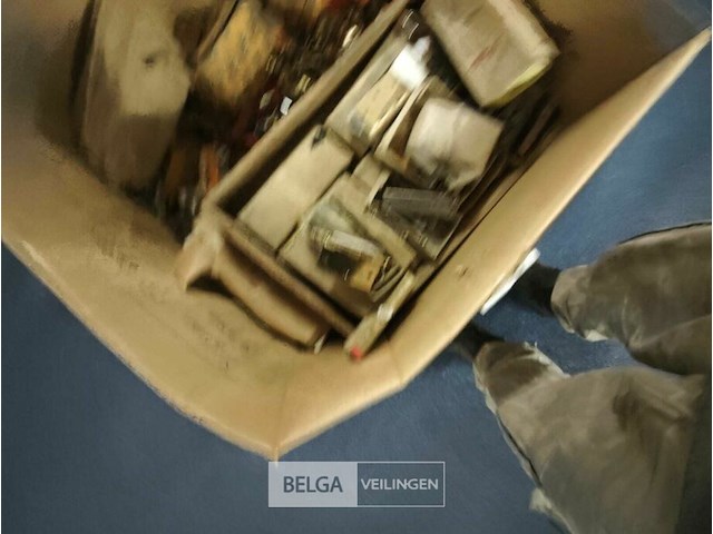 Pallet diverse goederen - afbeelding 10 van  11