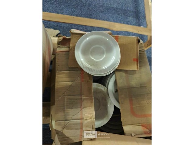 Pallet diverse goederen - afbeelding 8 van  10