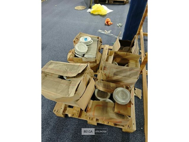 Pallet diverse goederen - afbeelding 10 van  10