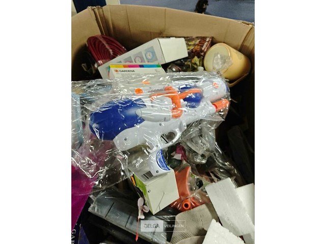 Pallet diverse goederen - afbeelding 8 van  17