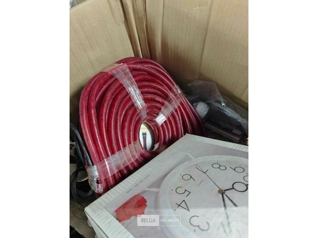 Pallet diverse goederen - afbeelding 14 van  17