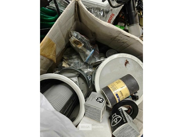 Pallet diverse goederen - afbeelding 9 van  14