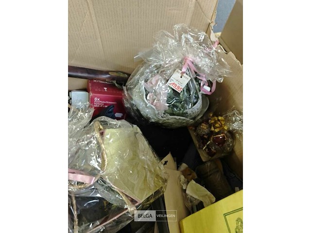 Pallet diverse goederen - afbeelding 3 van  15