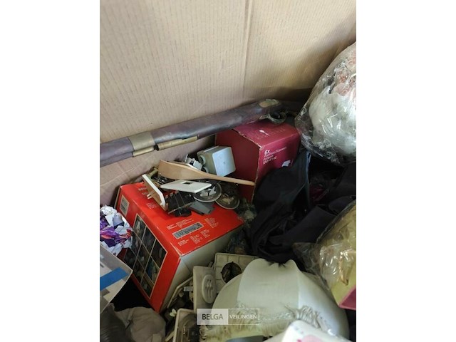 Pallet diverse goederen - afbeelding 4 van  15