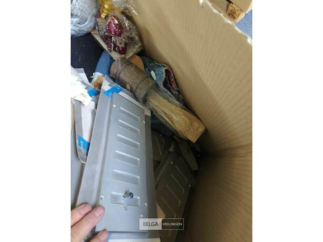 Pallet diverse goederen - afbeelding 13 van  15