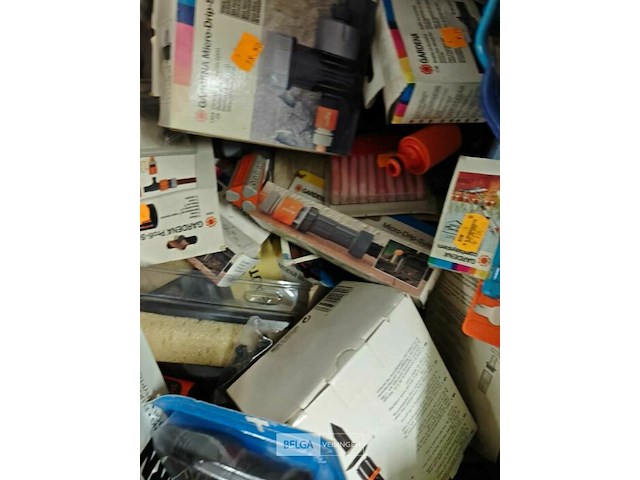 Pallet diverse goederen - afbeelding 2 van  14