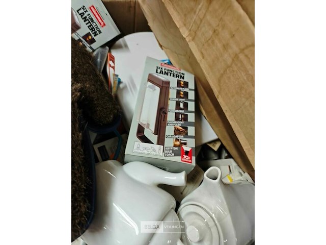 Pallet diverse goederen - afbeelding 11 van  14