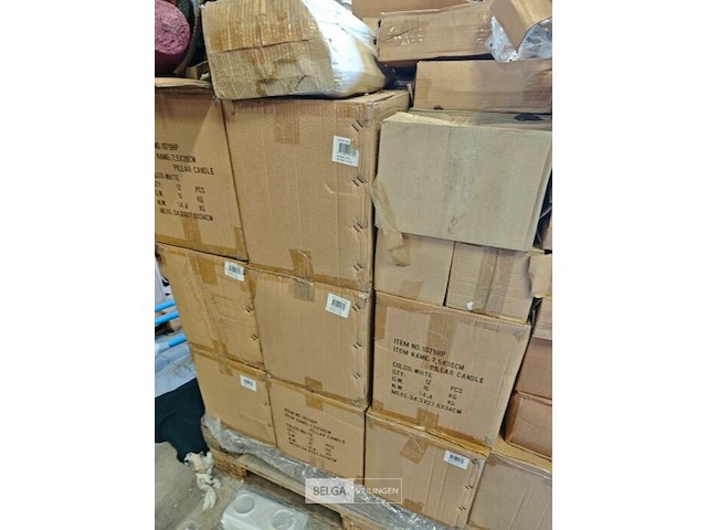 Pallet diverse goederen - afbeelding 11 van  12