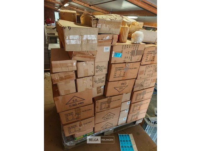 Pallet diverse goederen - afbeelding 8 van  13