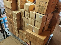 Pallet diverse goederen - afbeelding 10 van  13