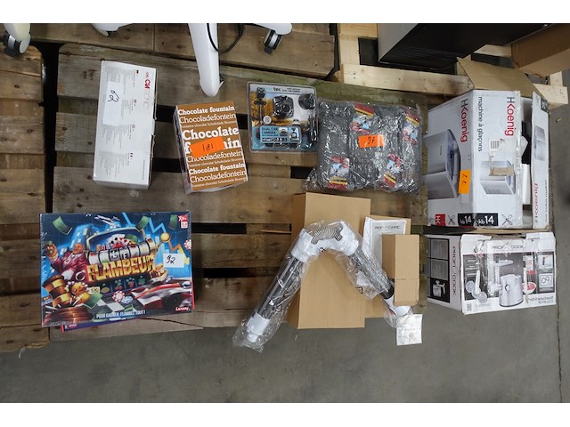 Pallet diverse goederen - afbeelding 1 van  7