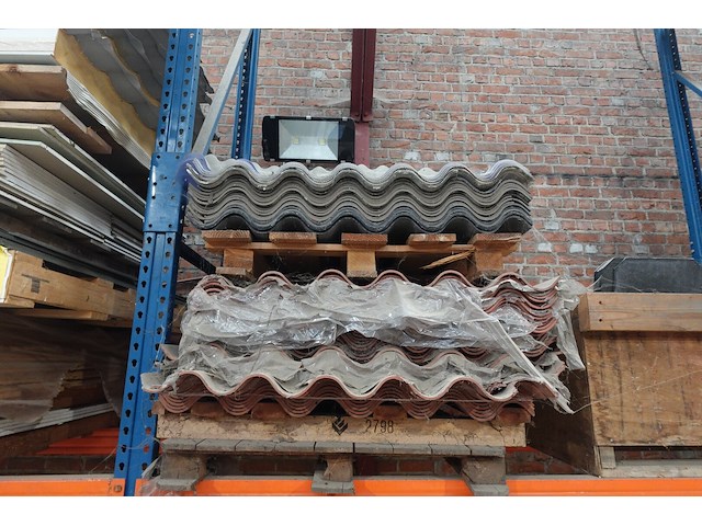 Pallet diverse golfplaten - afbeelding 1 van  2
