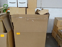 Pallet diverse houten vogelhuisjes - afbeelding 1 van  6
