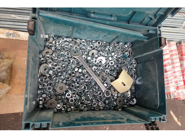 Pallet diverse ijzerwaren - afbeelding 6 van  8