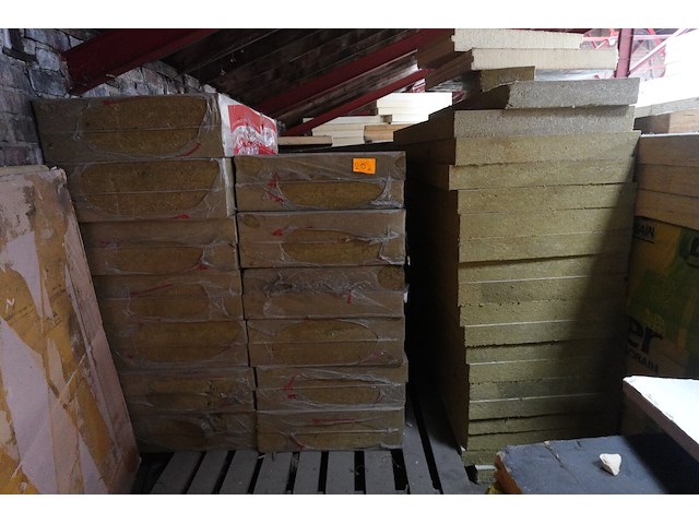 Pallet diverse isolatiepanelen - afbeelding 1 van  4