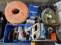 Pallet diverse kabels + toebehoren