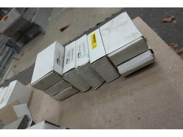Pallet diverse nagels inox hewi - afbeelding 13 van  20