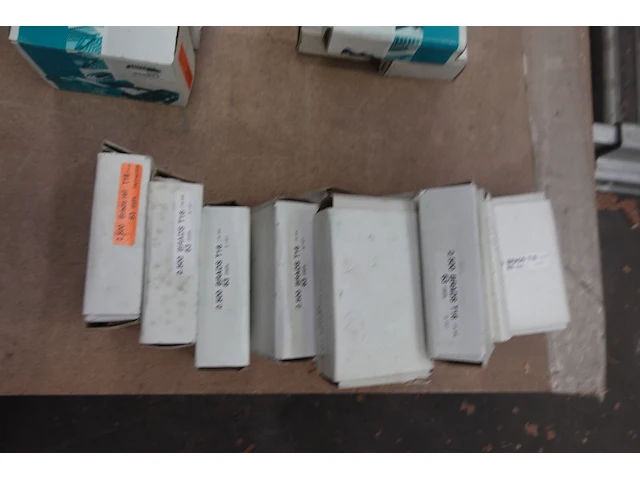 Pallet diverse nagels - afbeelding 5 van  14