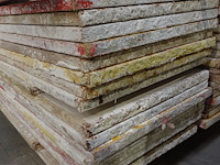 Pallet diverse planken + toebehoren - afbeelding 4 van  5