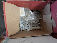 Pallet diverse pluggen - afbeelding 4 van  5
