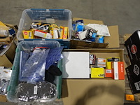 Pallet diverse reserveonderdelen brommer/motoren - afbeelding 1 van  5