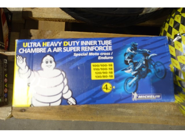 Pallet diverse reserveonderdelen brommer/motoren - afbeelding 3 van  3