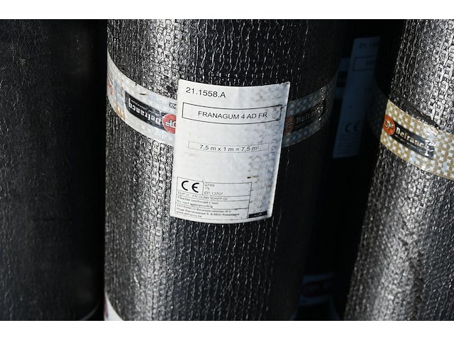 Pallet diverse rollen fragnagum. roofing - afbeelding 4 van  4