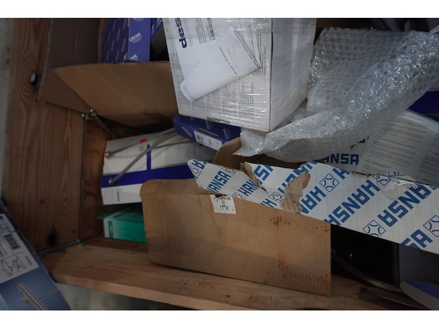 Pallet diverse sanitaire kranen - afbeelding 2 van  4