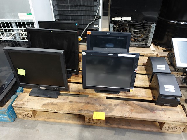 Pallet diverse schermen - afbeelding 1 van  6