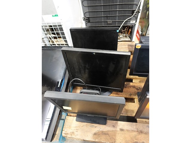 Pallet diverse schermen - afbeelding 4 van  6