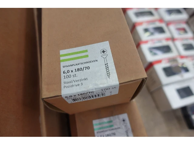 Pallet diverse schroeven inox & gekleurd - afbeelding 2 van  19