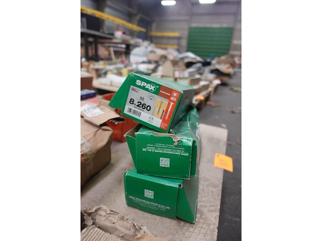 Pallet diverse schroeven inox & gekleurd - afbeelding 13 van  19