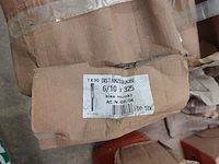 Pallet diverse schroeven inox & gekleurd - afbeelding 15 van  19