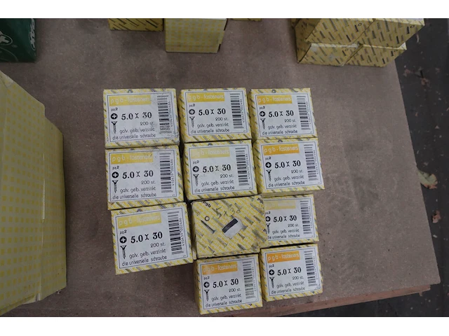 Pallet diverse schroeven & nagels - afbeelding 8 van  19